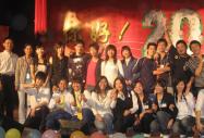 ccӭ υ^(q)[