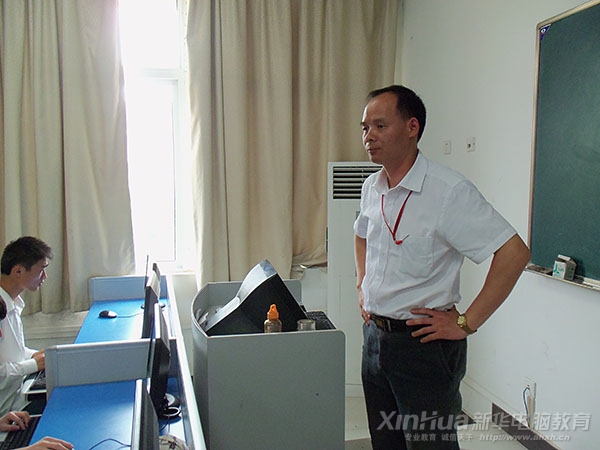 現(xiàn)場老師對學子飽含期望